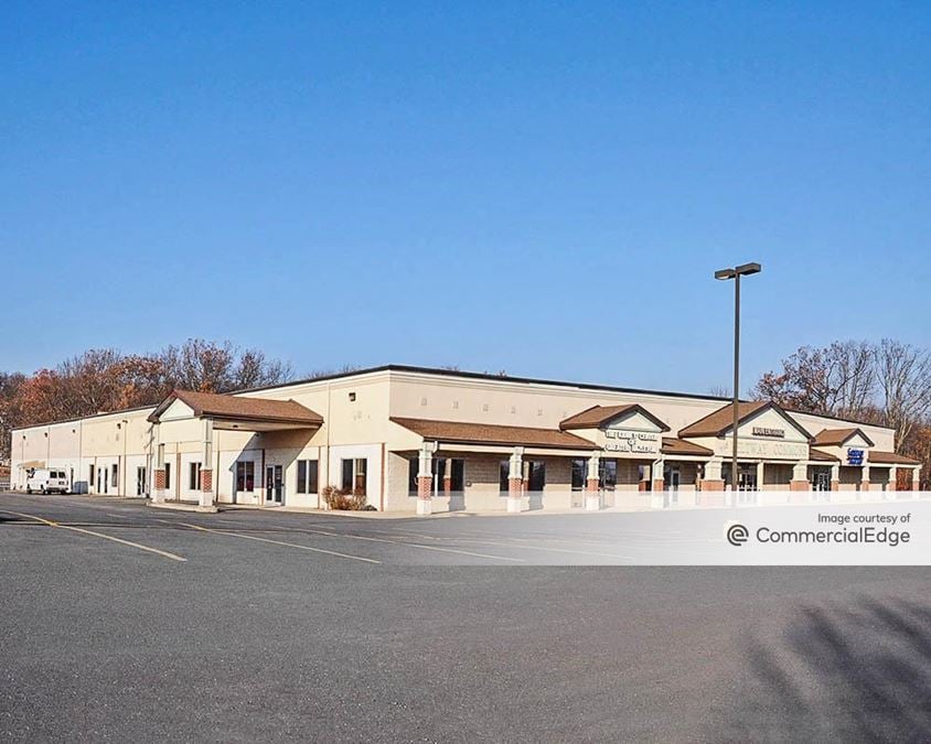 426 Airport Road, Hazleton Office Space For Lease