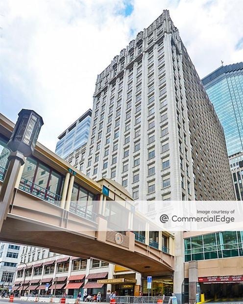 825 Nicollet Mall