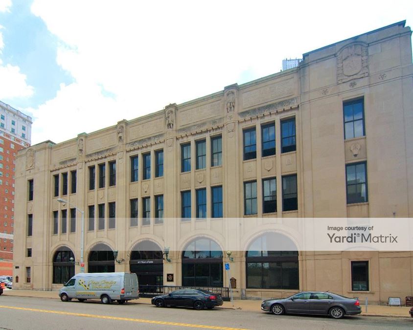 Detroit Media Partnership Building