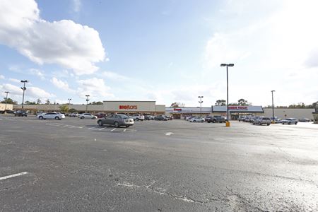 South Square Shopping Center - Brooksville