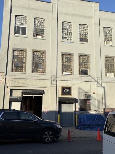 Industrial space for Rent at 37 Moultrie Street in Brooklyn