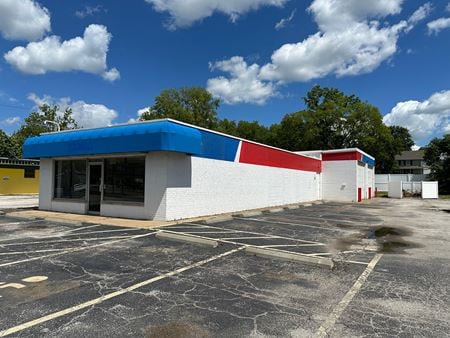Retail space for Rent at 8503 Manchester Road in Brentwood