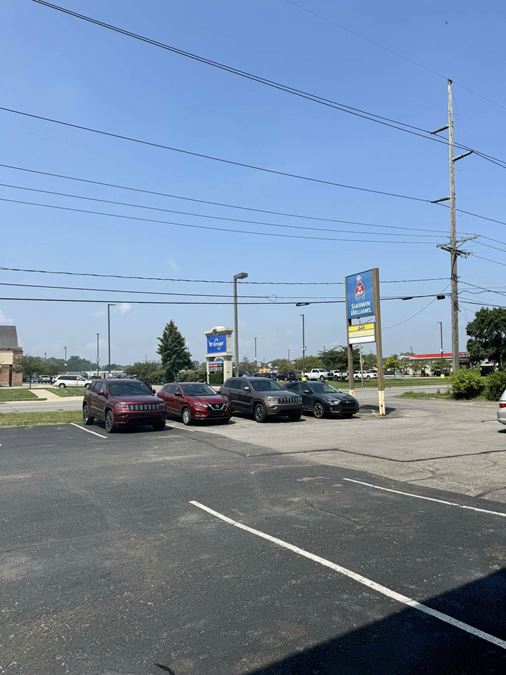 For Lease: 4900 Jackman Rd Toledo OH