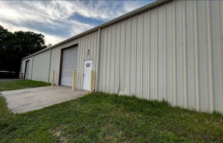 Commercial space for Sale at 712 N General Bruce Dr in Temple