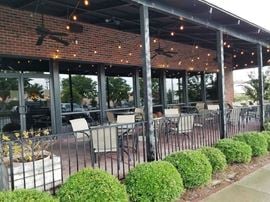 5,725 SF Prime Restaurant