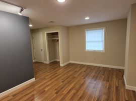 222 N Main St