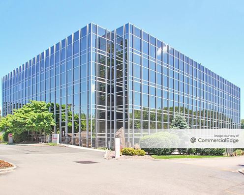 The Exchange - 1025 Westchester Avenue