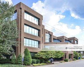 2201 Medical Plaza