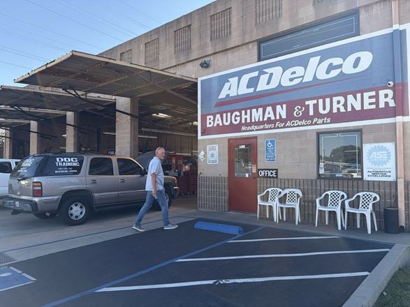Huge 12 Bay Automotive Repair Shop for lease and business sale