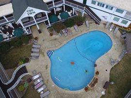 3301 Lake Shore Dr