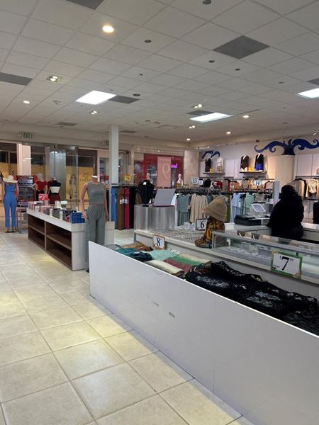 C23      Space Photo Gallery 6