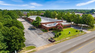 Willow Lake Business Center Building 13
