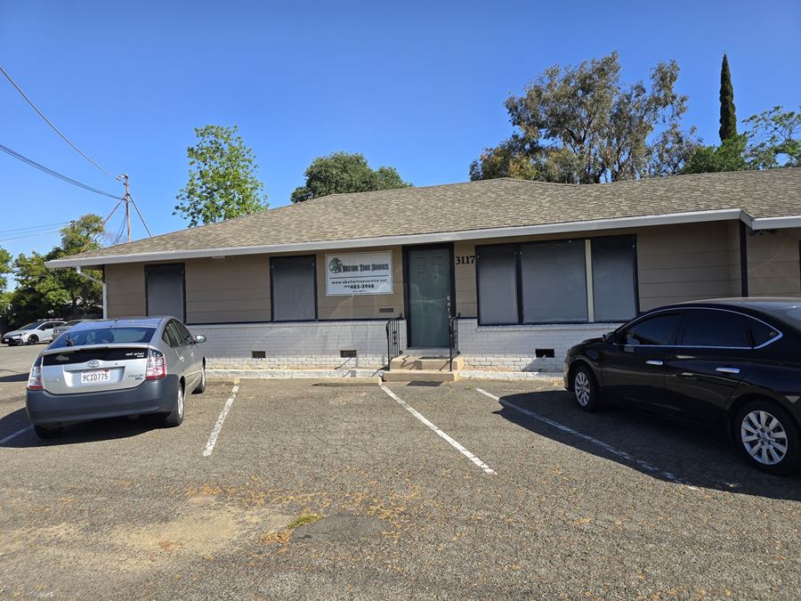 3117 El Camino Ave
