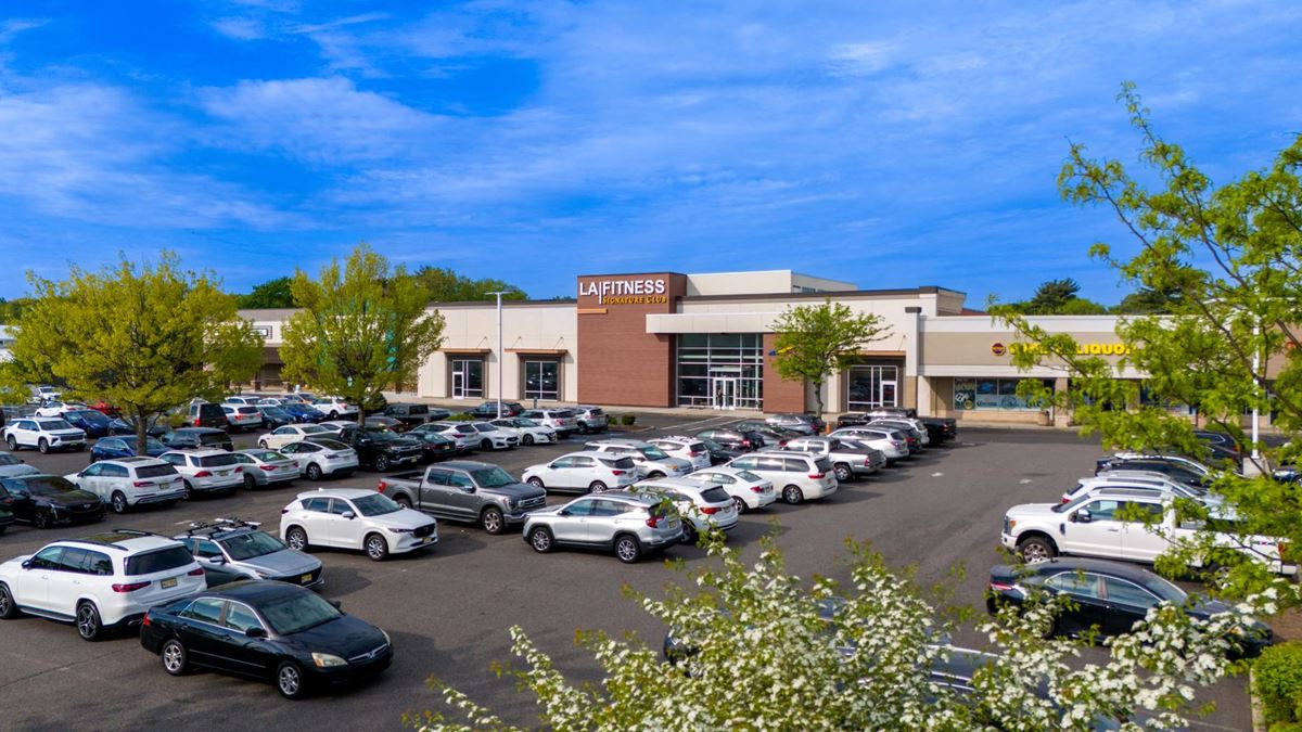 Aberdeen Plaza