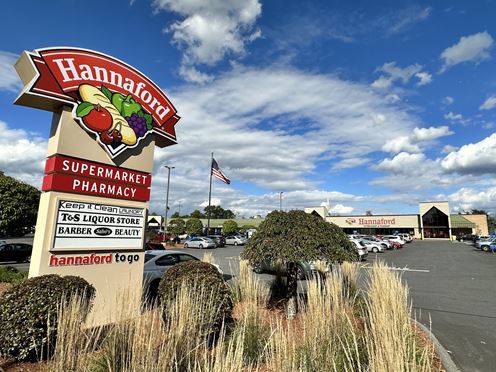 Leominster MA - Hannaford Plaza