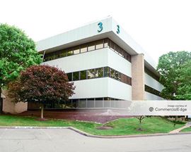 Foster Plaza 3 & 4