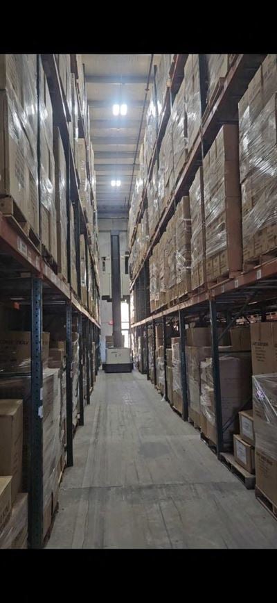 Racked 30' Clear Narrow Aisle for Rent