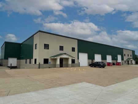 Industrial space for Rent at 1725 Hawkeye Dr in Hiawatha