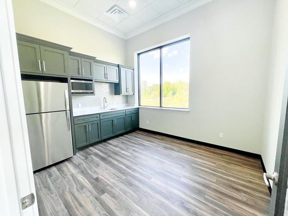 Lockaway FM 1488 Business Park