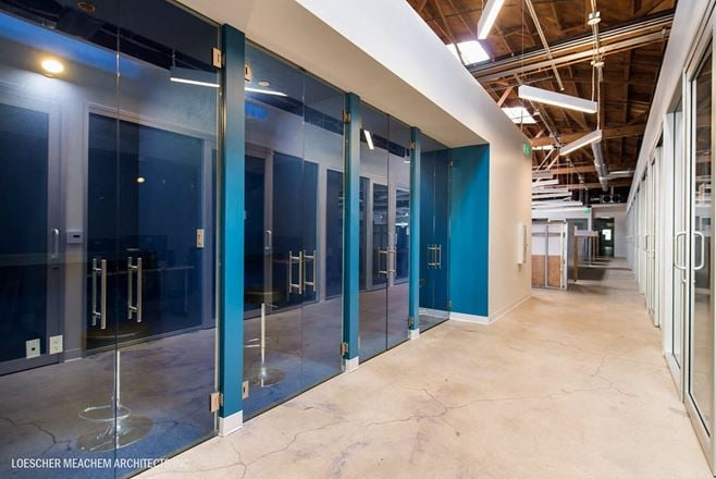 Bizhaus - El Segundo