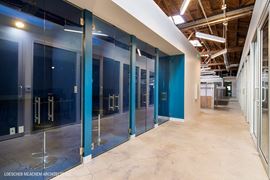 Bizhaus - El Segundo