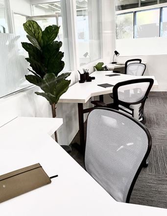 W Suites LLC - W Suites @ 1001 Wilshire