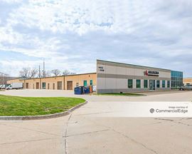 4432-4458 NW Urbandale Drive