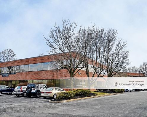 Whiteland Business Park - One Whiteland Plaza