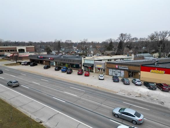 32778-32782 Woodward Ave