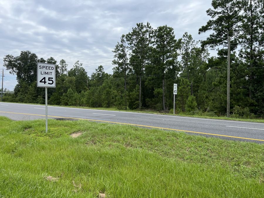 Unbeatable Investment Opportunity: 3.348 Acres at I-10 & Hwy 231 near Cottondale, FL