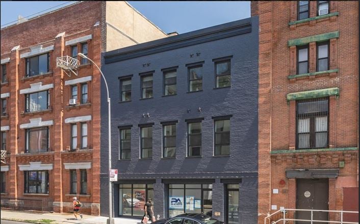 83-85 3rd Ave