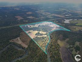 60 Acres with 1,500 + or - Feet on Chipola River Frontage in Marianna, FL