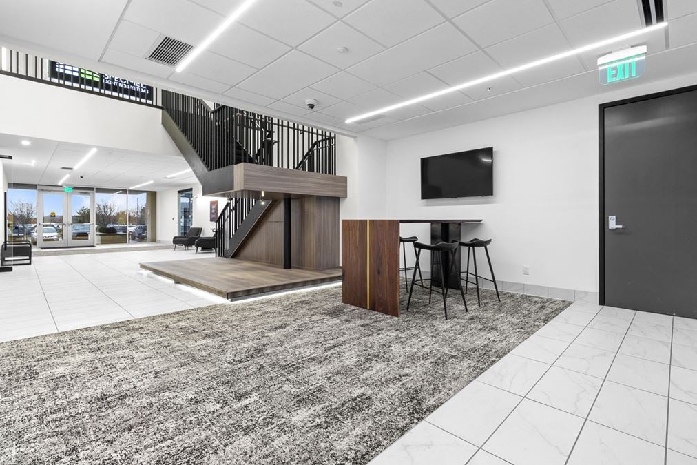 Prime Office Space Near Carmel City Center