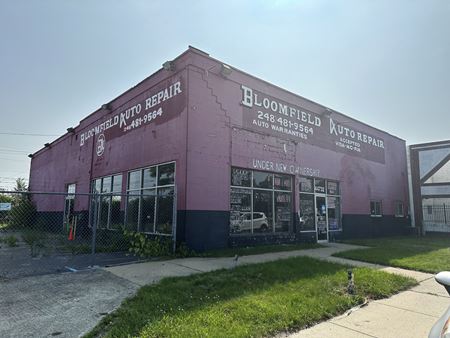Retail space for Sale at 44732 Woodward Avenue in Pontiac