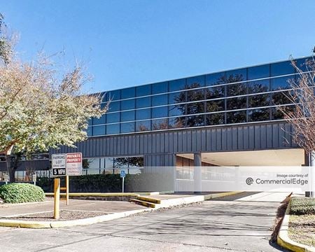 Office space for Rent at 11302 Tanner Rd in Houston