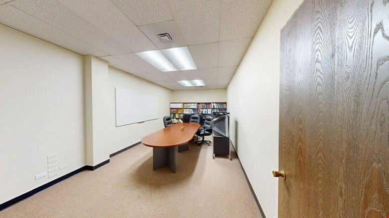 1235 E Davis St Office/Garage Building