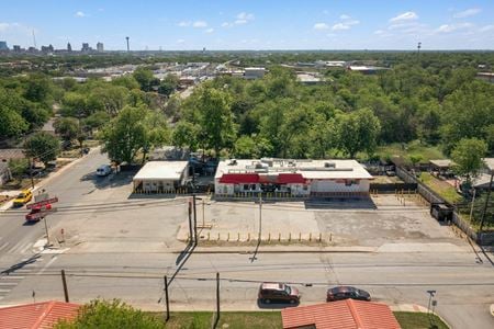 Retail space for Rent at 1602 S Hamilton Ave in San Antonio