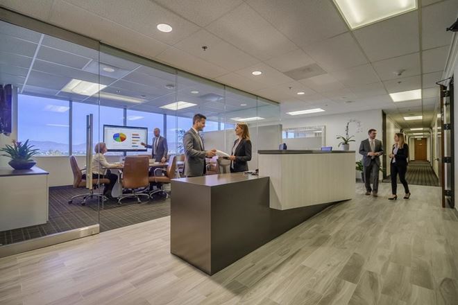 Barrister Executive Suites - Encino Gateway