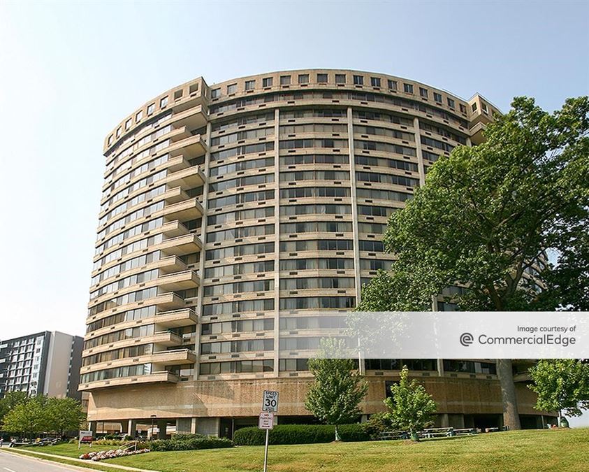 Hampton Plaza 300 East Joppa Road, Towson, MD Office Building