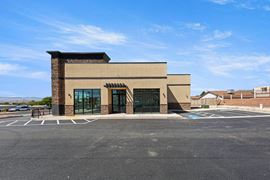 Retail Pad with Drive-Thru