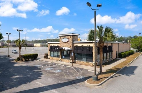 1025 Magnolia Bluff Way