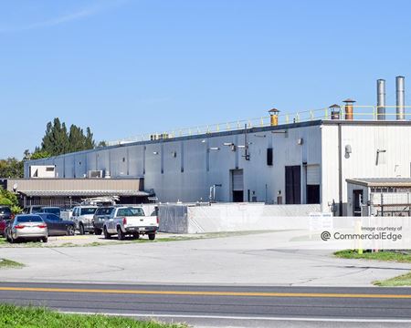 Photo of commercial space at 4610 Airport Road in Plant City