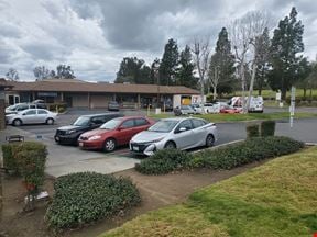 555 W Country Club Ln