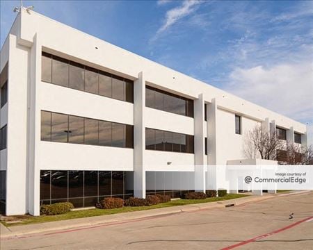 Photo of commercial space at 1525 West Walnut Hill Lane in Irving