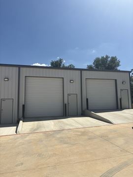 124 Golf Ave.  |  Tyler, TX 75702 Industrial Warehouse Unit