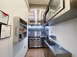 404 Onderdonk Ave