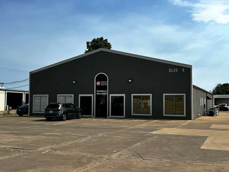 Industrial space for Rent at 1406 Three Points Rd in Pflugerville