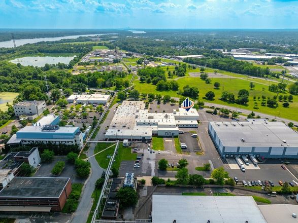24,092 SF± Flex/Office Space