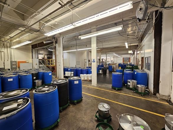 Fully Equipped Wet Manufacturing & Storage Facility
