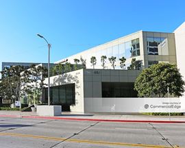 8350 Wilshire Blvd
